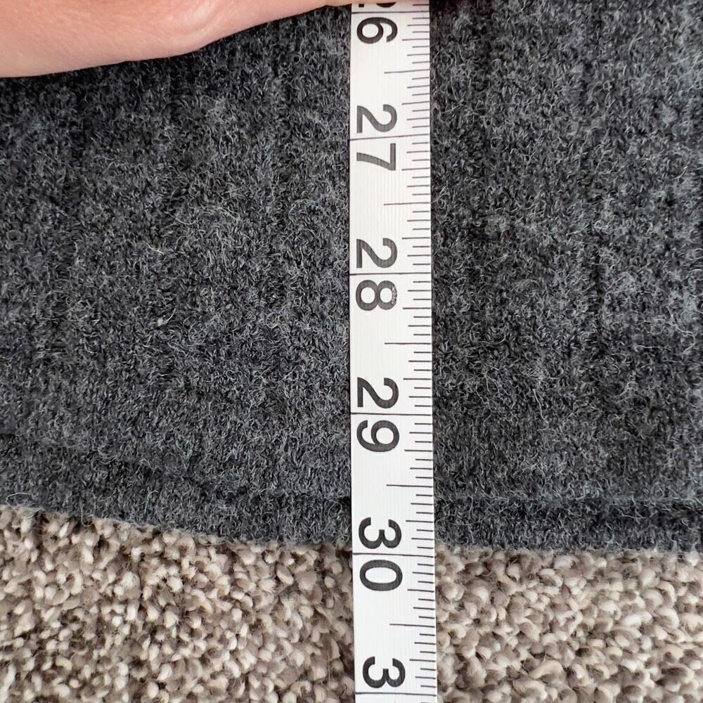 Perry Ellis Men's Ribbed V-Neck Sweater size large - Picture 5 of 5